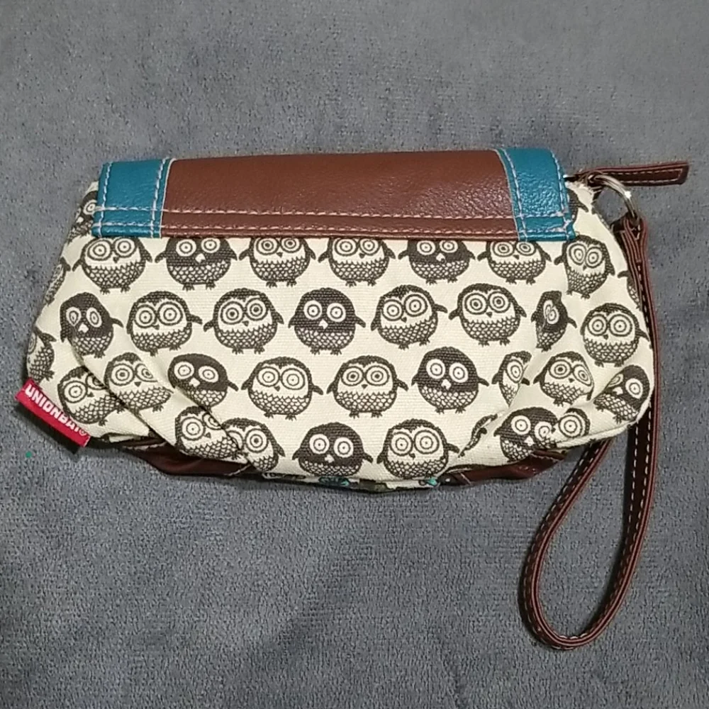 Owl Clutch